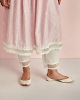 Soha Ali Khan in Amaira Kurta Set