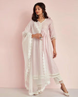 Soha Ali Khan in Amaira Kurta Set