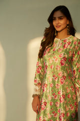 HAYAT VELVET KURTA SET