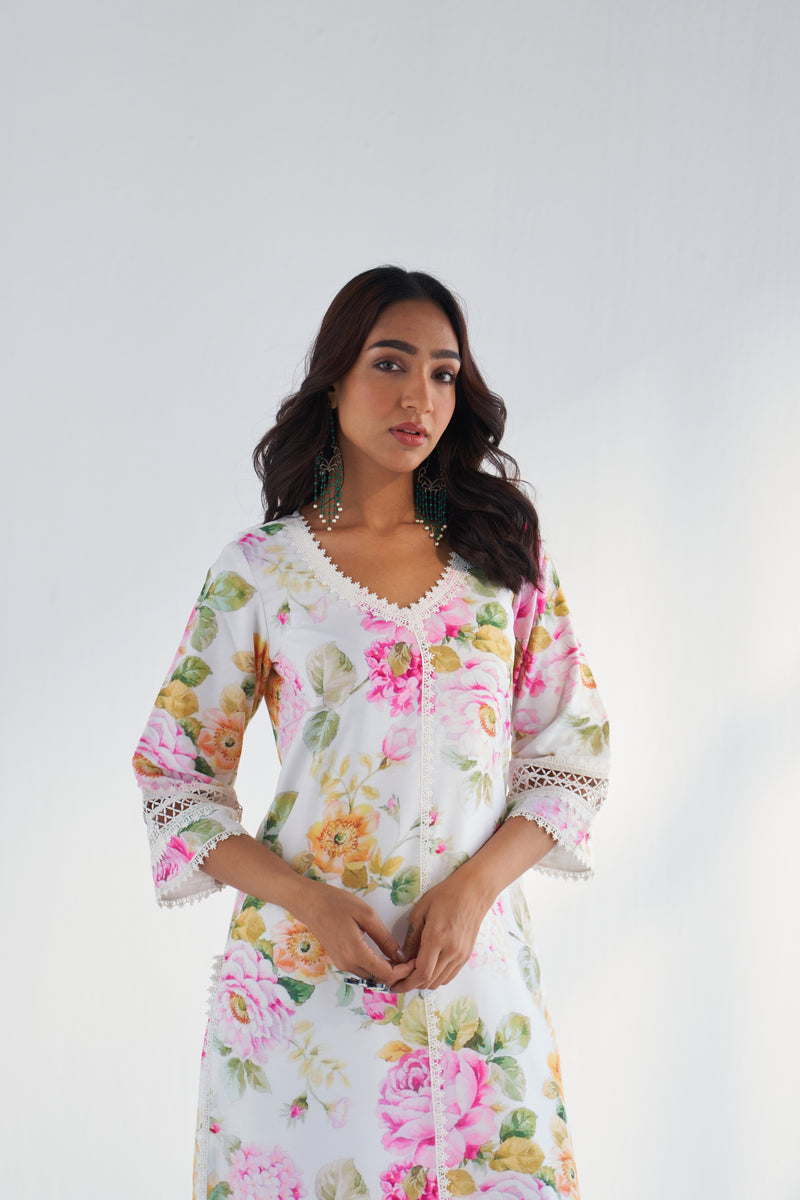 Riha Kurta