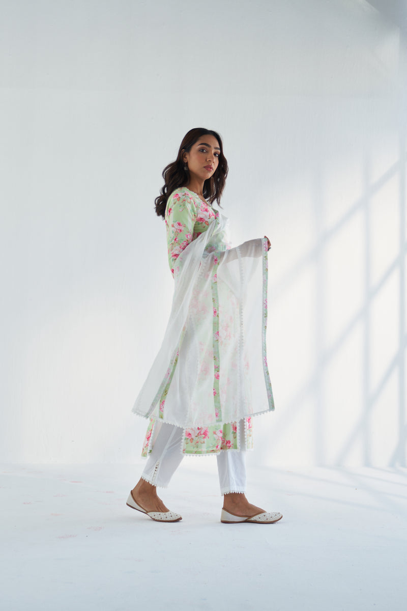 Lina Dupatta