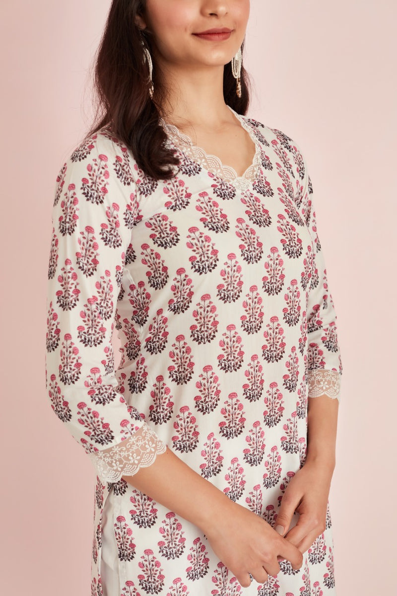 INAAYAT KURTA