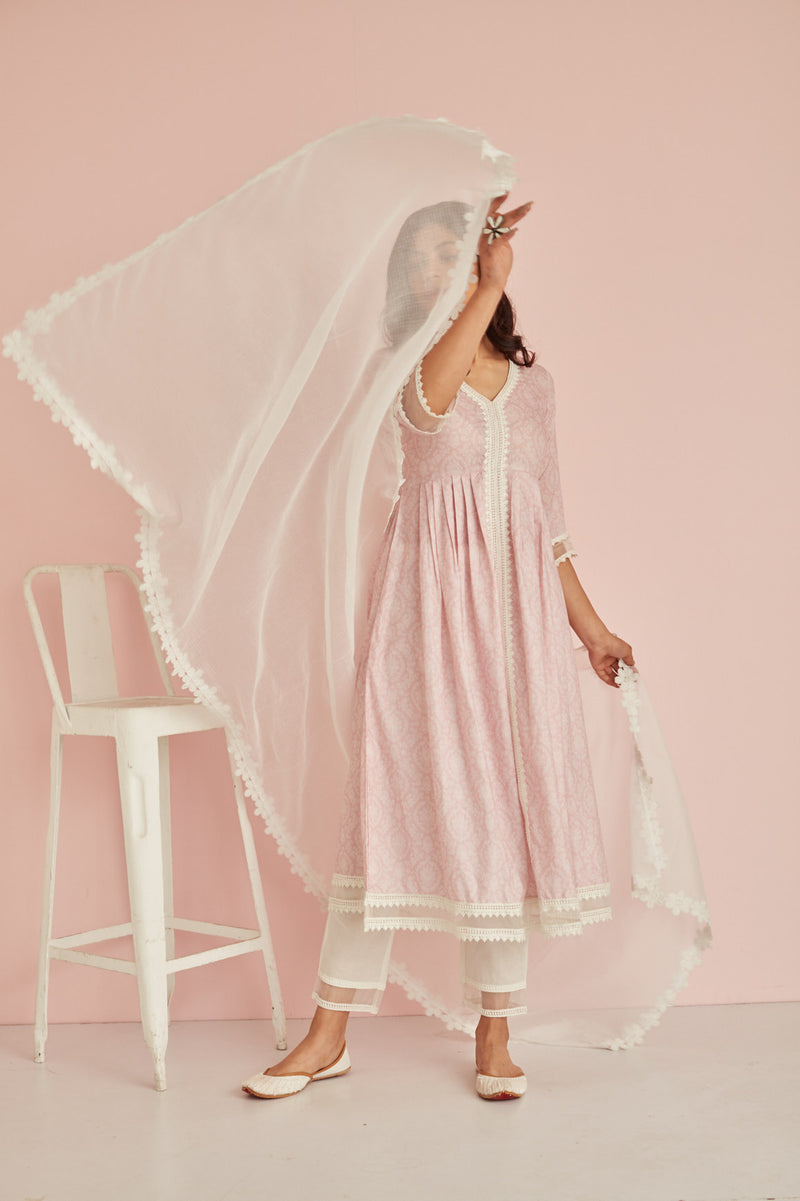 AMAIRA KURTA SET