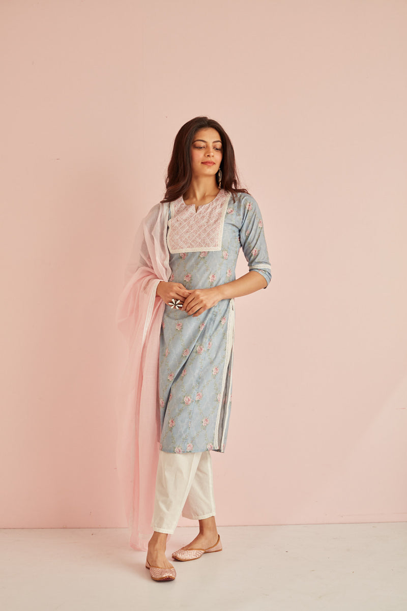 MAHIRA DUPATTA