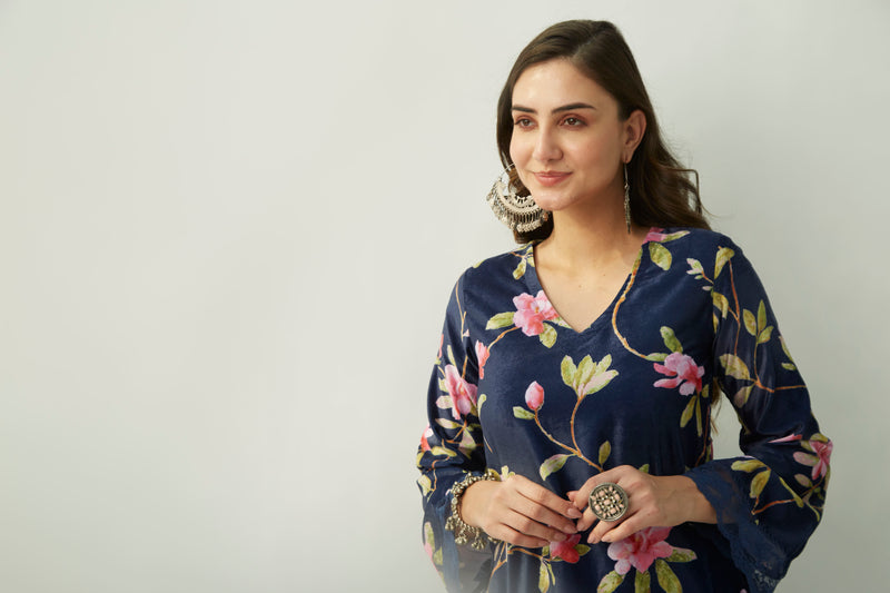 MAEEN VELVET KURTA SET