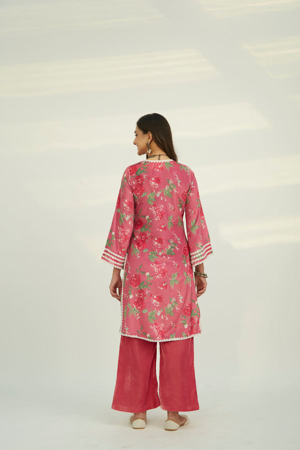 DANIA VELVET KURTA SET