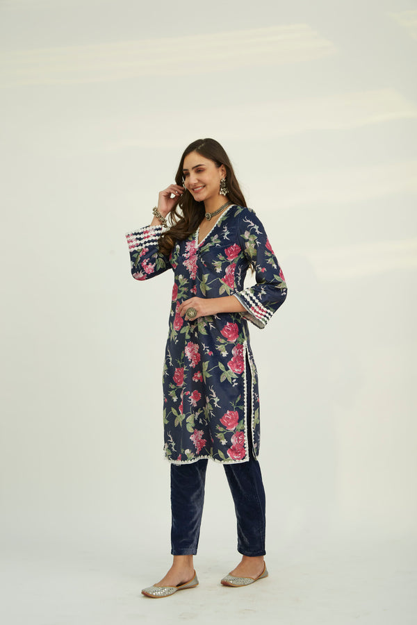 ADYA VELVET KURTA SET