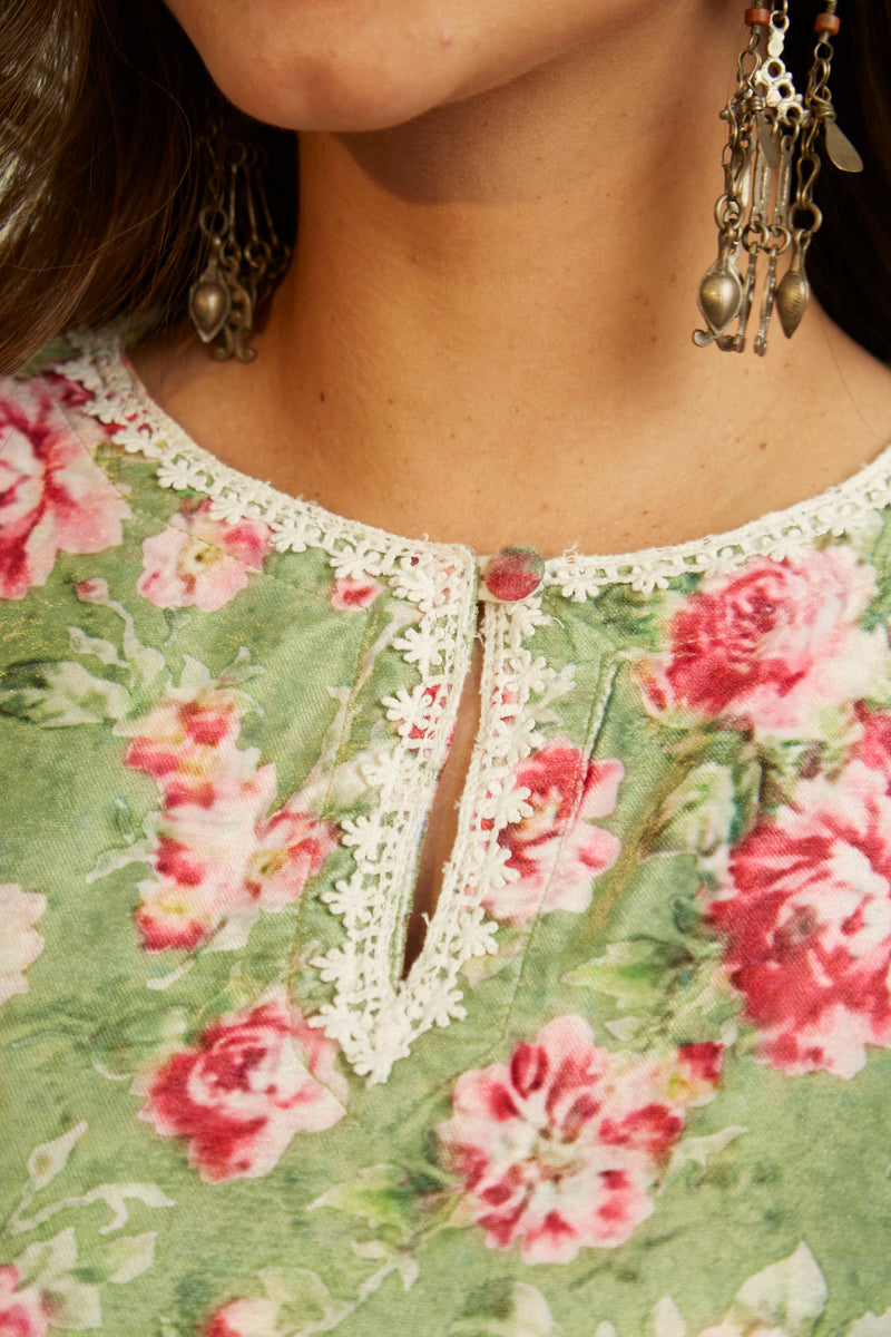 HAYAT VELVET KURTA