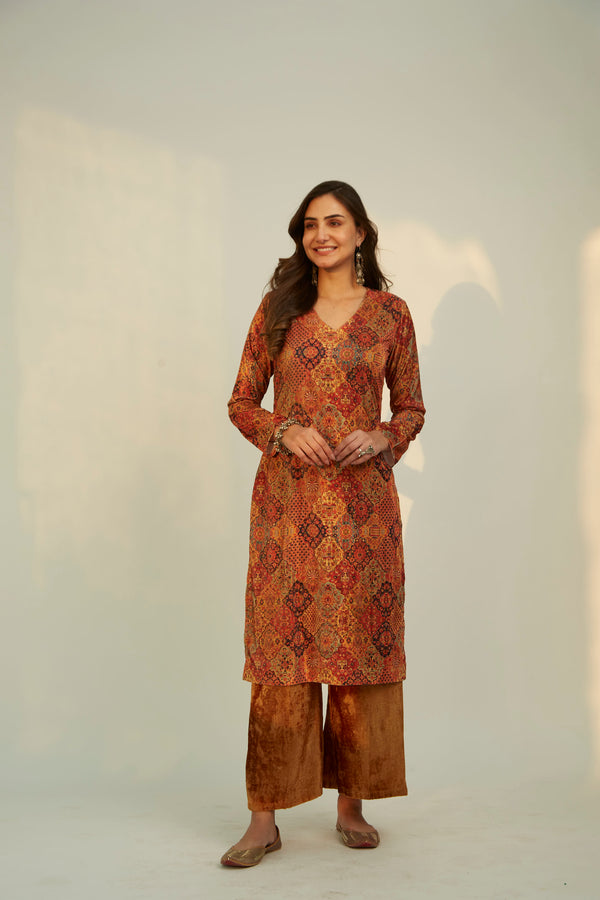 SHIZA VELVET KURTA SET