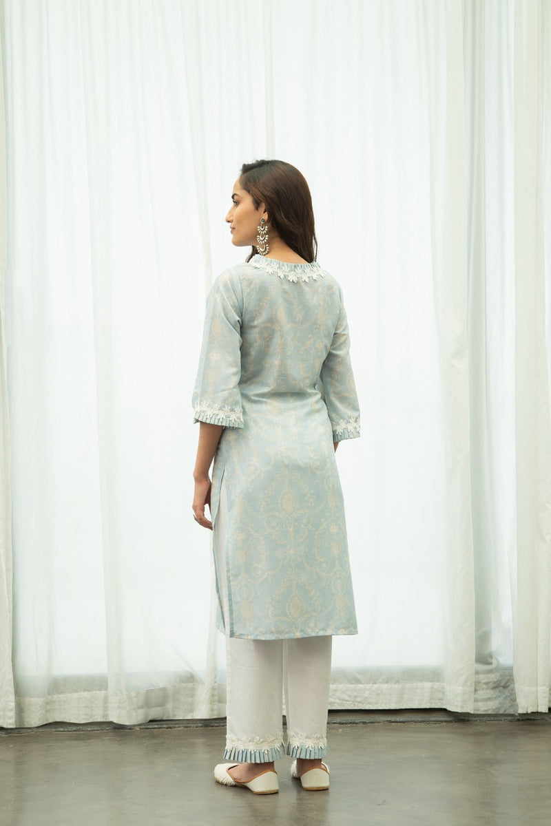 NAZIA KURTA