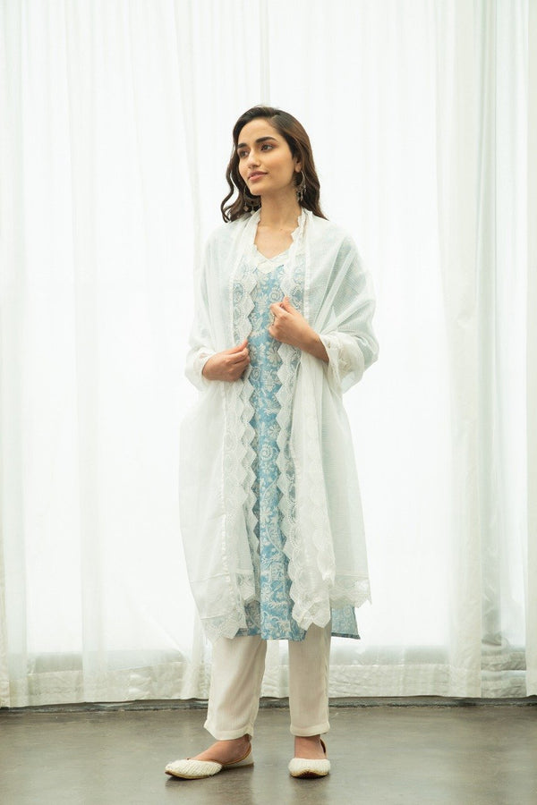 FARRAH DUPATTA