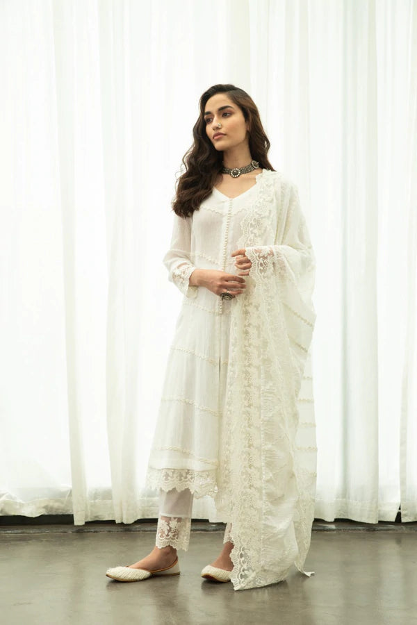 Komal Pandey in Mahjabeen Kurta Set