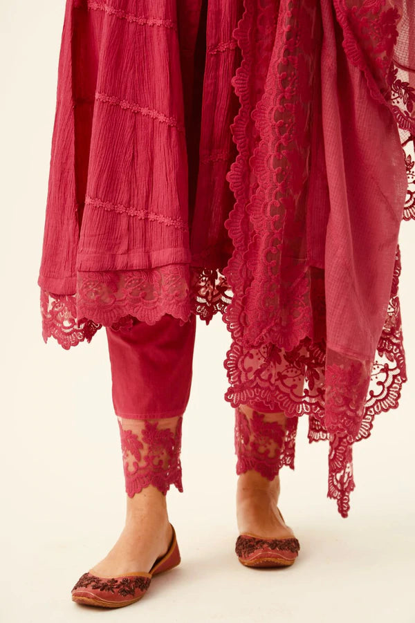 Urmi Daga in Mahjabeen Red Kurta Set