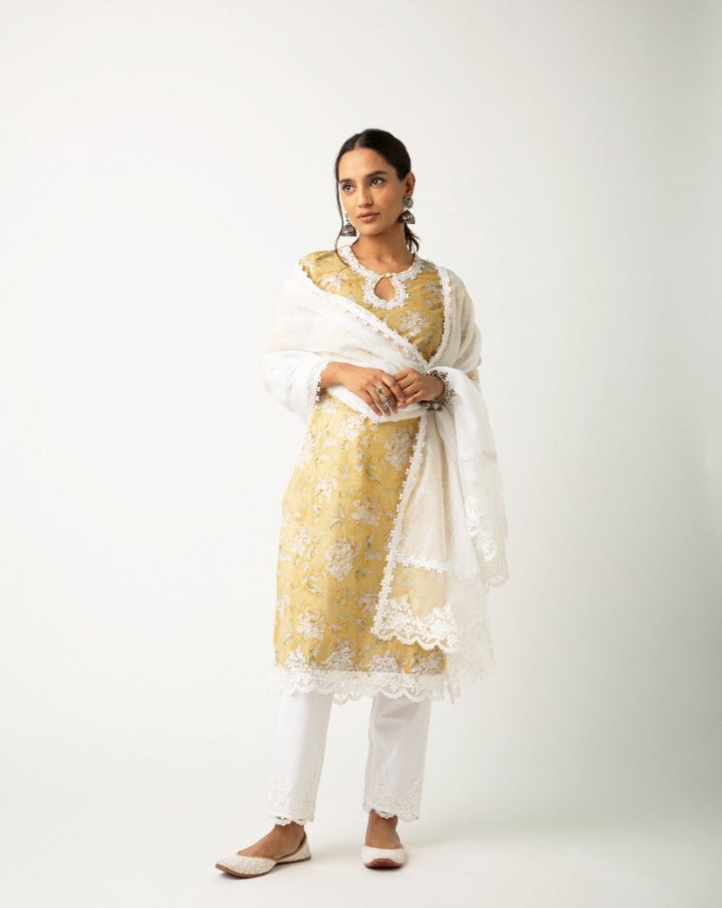 Luna Dupatta